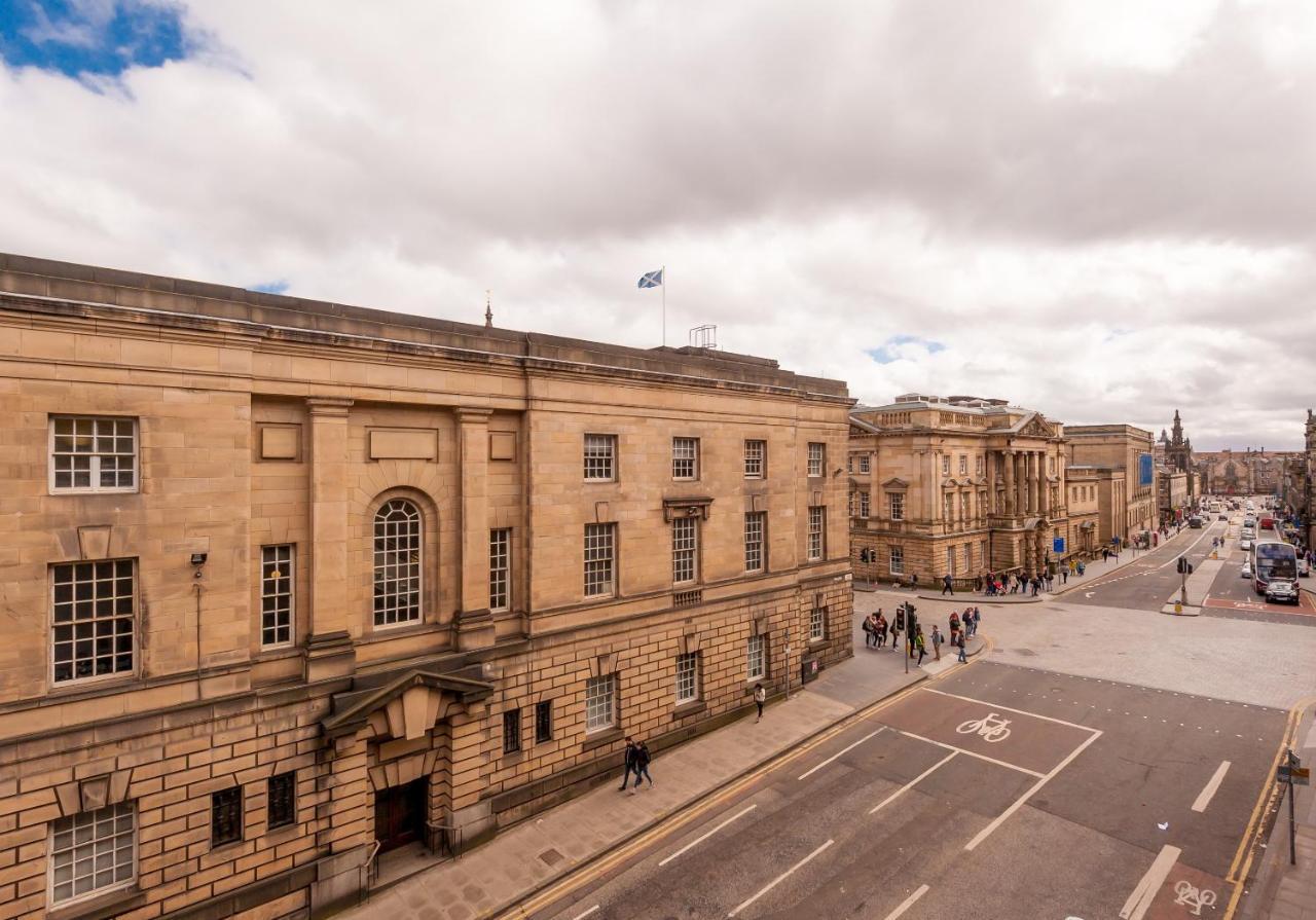 Bank St Royal Mile Lägenhet Edinburg Exteriör bild